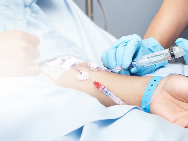 9953e359-terapia-de-infusión-intravenosa